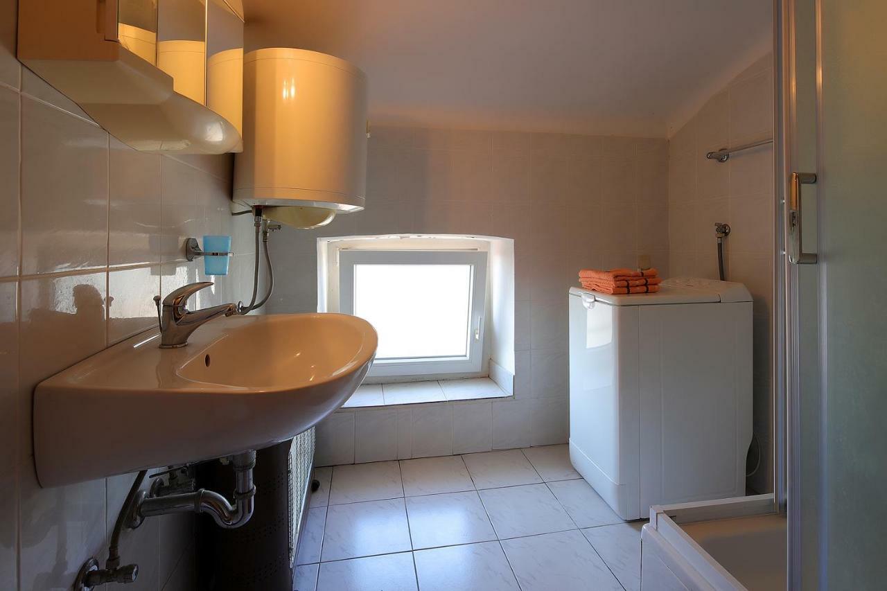 Apartman Vito Apartment Рийека Екстериор снимка